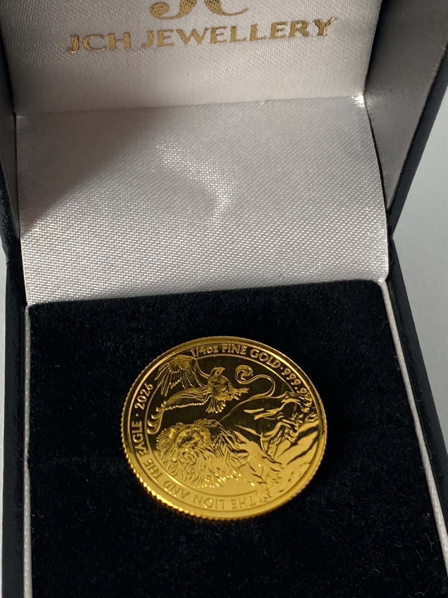 The lion and the eagle 1/4 oz gold bullion coin  view 5