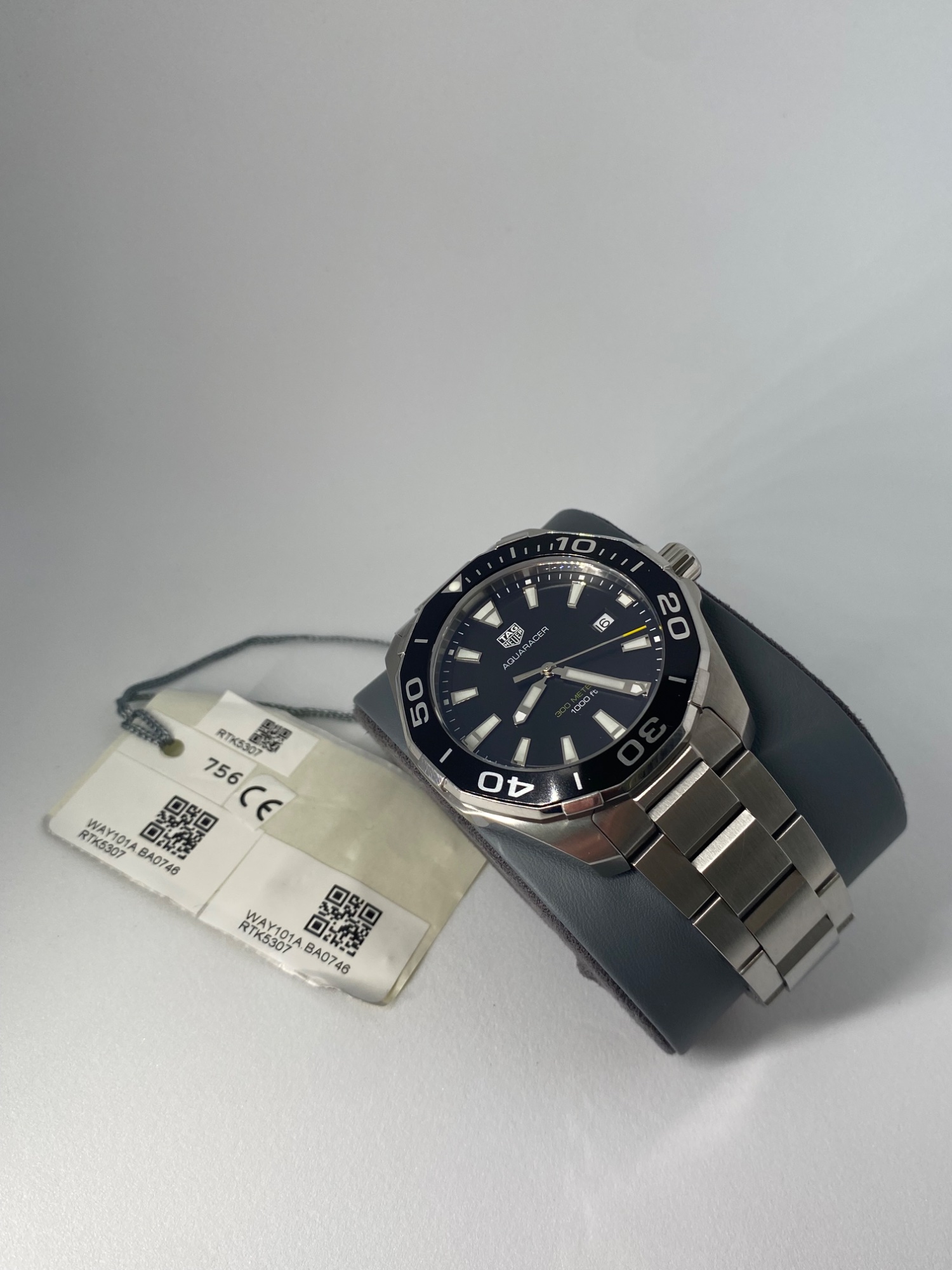 Tag Aquaracer Men’s divers watch  view 5