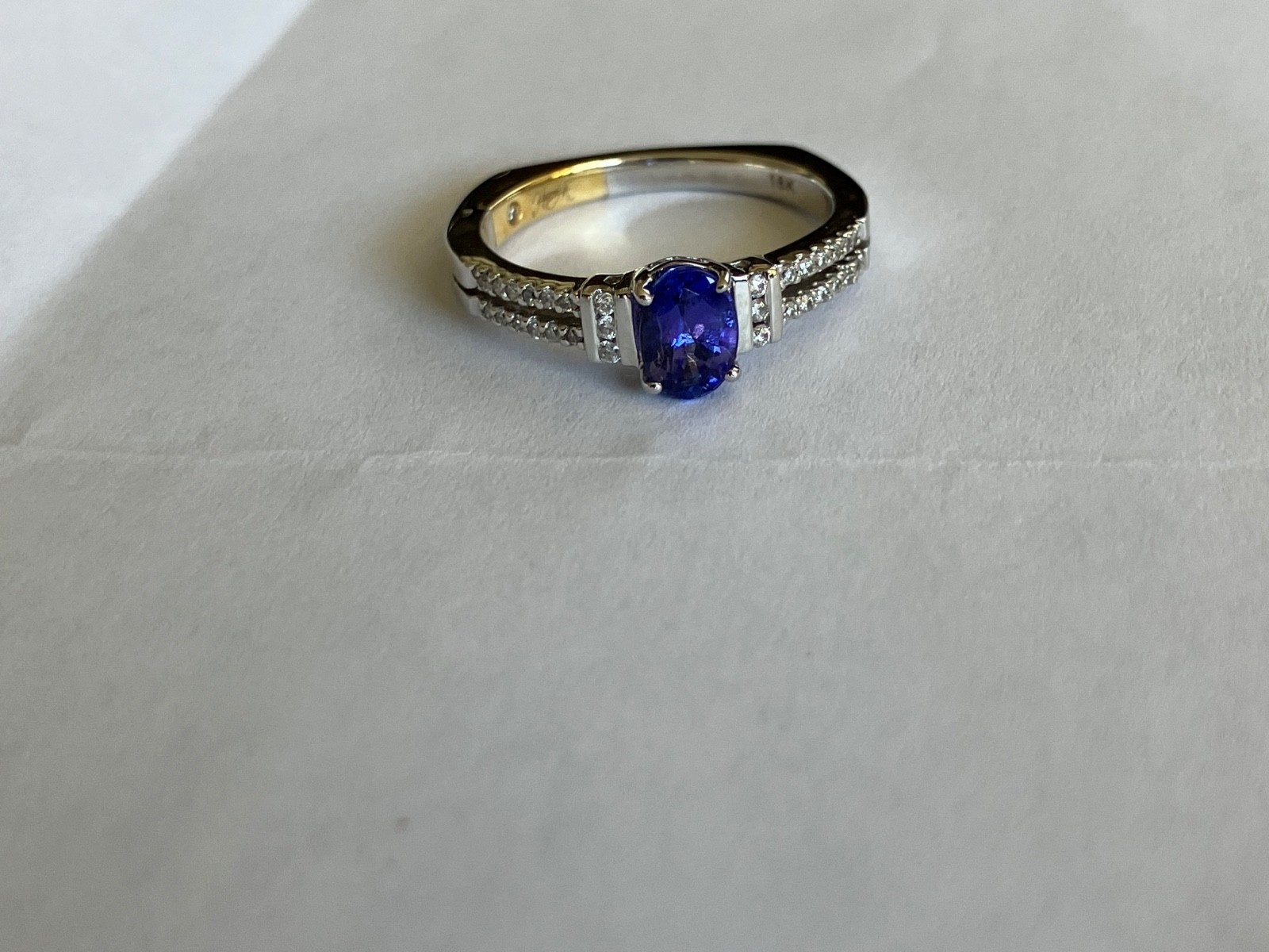 18k White Gold Oval Natural Tanzanite and Natural Diamong Ring view 5