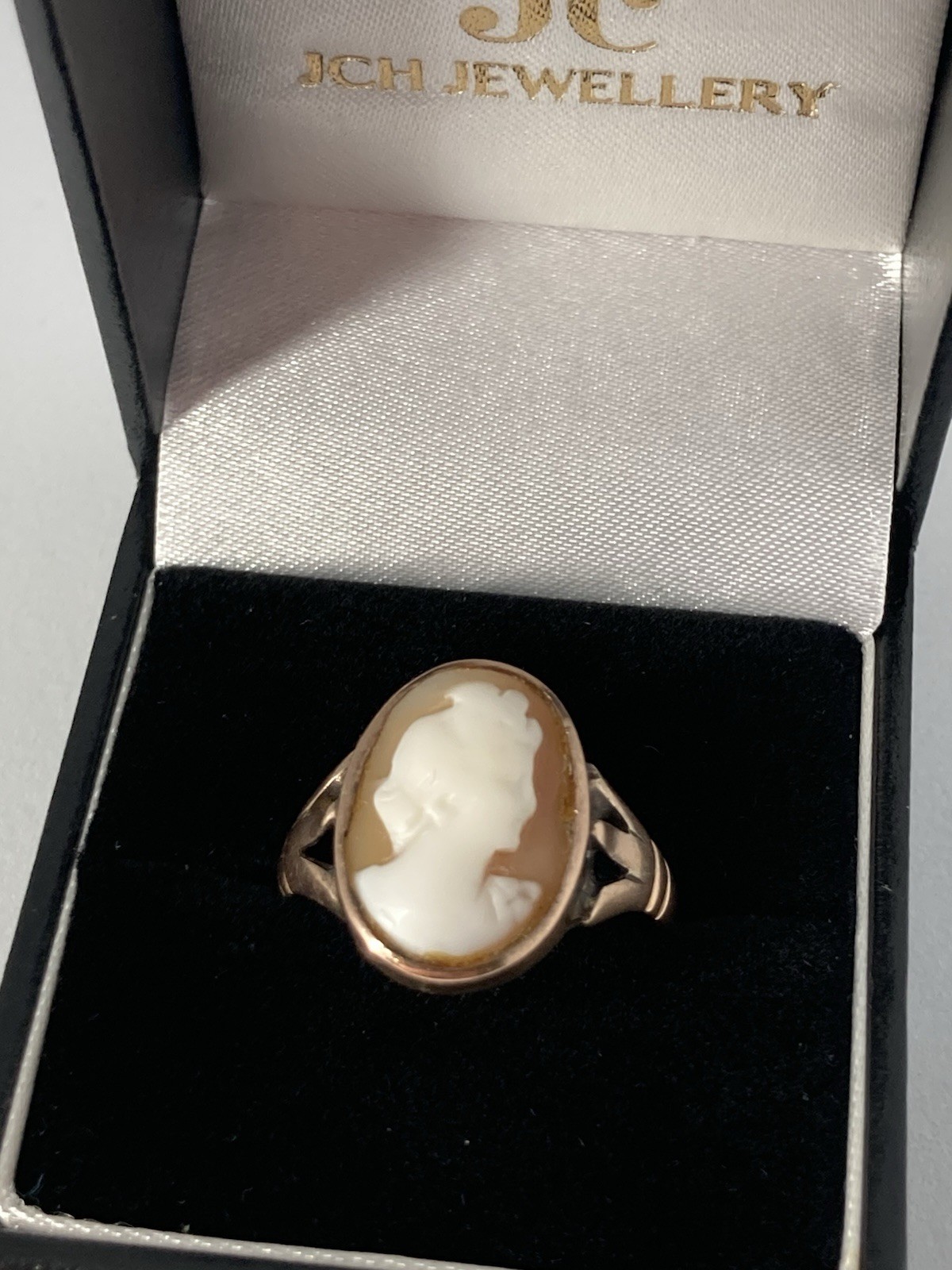 9ct Rose Gold Cameo Ring Orange Stone view 3